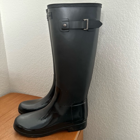 HUNTER Refined Tall Matte Gloss Rain Boots Black Size 7 - Picture 4 of 12